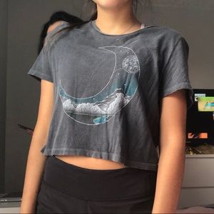 cropped t-shirt